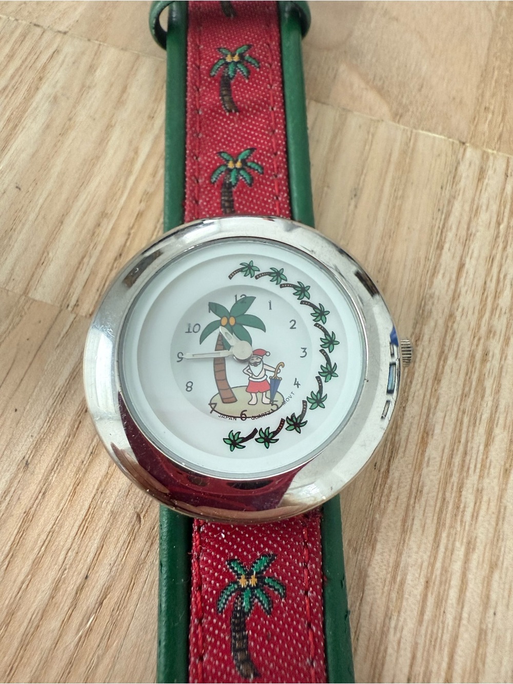 Unbranded Christmas Santa at the beach watch NEW BATTERY